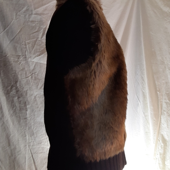 Shaver Lake Casuals Faux Fur Vest - Picture 2 of 4